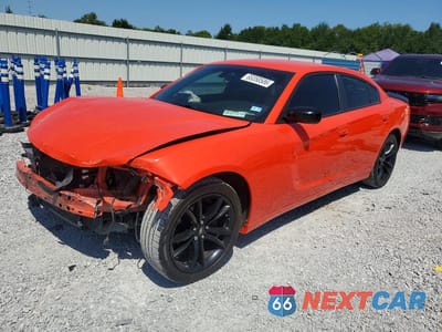 2018 DODGE CHARGER SXT 2C3CDXBG8JH135278 - główne zdjęcie licytacji z USA - miniatura