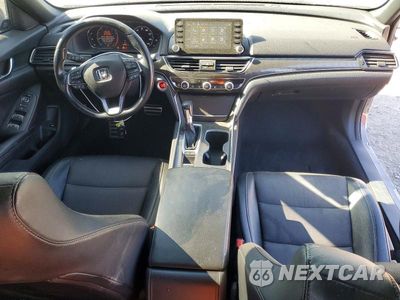 Zdjęcie 8 z 13 samochodu: 2018 HONDA ACCORD SPORT VIN:1HGCV1F30JA181202 - miniatura