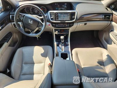 Zdjęcie 8 z 12 samochodu: 2017 HONDA ACCORD EXL VIN:1HGCR3F88HA029366 - miniatura