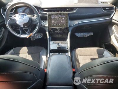 Zdjęcie 8 z 13 samochodu: 2023 JEEP GRAND CHEROKEE L LAREDO VIN:1C4RJKAG1P8877409 - miniatura