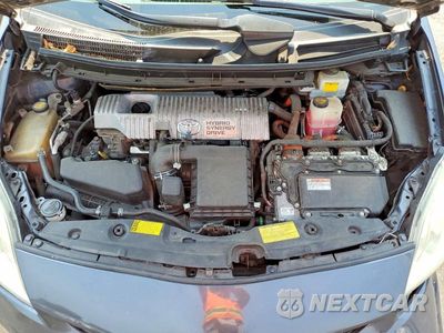 Zdjęcie 11 z 12 samochodu: 2013 TOYOTA PRIUS THREE VIN:JTDKN3DU6D1623776 - miniatura