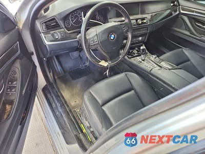 Zdjęcie 8 z 12 samochodu: 2012 BMW 528 XI VIN:WBAXH5C50CDW06422 - miniatura
