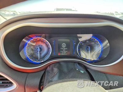 Zdjęcie 9 z 13 samochodu: 2021 CHRYSLER VOYAGER L VIN:2C4RC1AG0MR560211 - miniatura