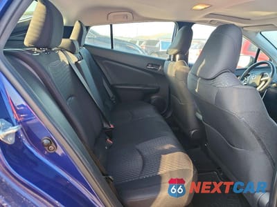 Zdjęcie 10 z 12 samochodu: 2018 TOYOTA PRIUS THREE VIN:JTDKARFU5J3552274 - miniatura
