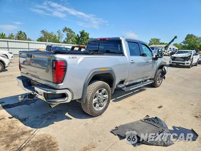 Trzecie zdjęcie samochodu z tyłu: 2025 GMC SIERRA K2500 SLT VIN:1GT4UNE73SF360159 - miniatura