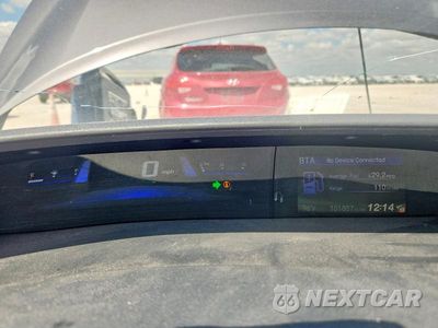 Zdjęcie 9 z 12 samochodu: 2014 HONDA CIVIC LX VIN:19XFB2F5XEE243459 - miniatura