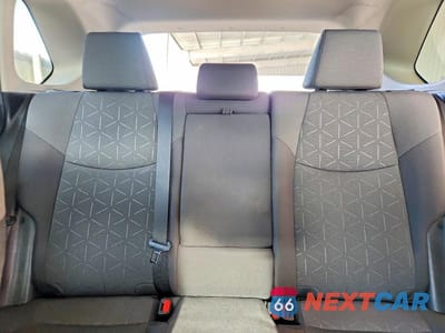 Zdjęcie 10 z 14 samochodu: 2021 TOYOTA RAV4 XLE VIN:2T3W1RFV0MC134511 - miniatura