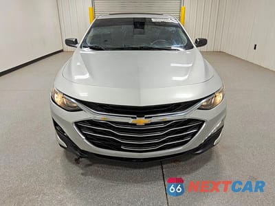 Piąte zdjęcie samochodu w środku: 2021 CHEVROLET MALIBU LT VIN:1G1ZD5ST5MF006842 - miniatura