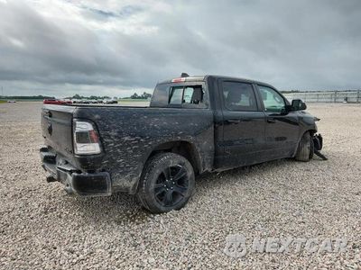 Trzecie zdjęcie samochodu z tyłu: 2020 RAM 1500 BIG HORN/LONE STAR VIN:1C6SRFFT4LN274416 - miniatura