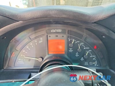 Zdjęcie 9 z 12 samochodu: 1996 CHEVROLET CORVETTE VIN:1G1YY22P7T5100193 - miniatura