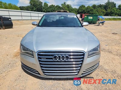 Piąte zdjęcie samochodu w środku: 2013 AUDI A8 L QUATTRO VIN:WAURGAFD0DN013971 - miniatura