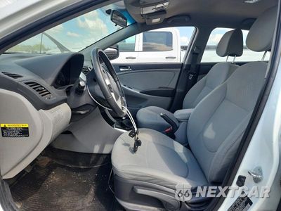Zdjęcie 7 z 12 samochodu: 2014 HYUNDAI ACCENT SE VIN:KMHCU5AE7EU163149 - miniatura