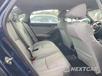 Zdjęcie 10 z 12 samochodu: 2020 HONDA ACCORD LX VIN:1HGCV1F11LA051463 - miniatura
