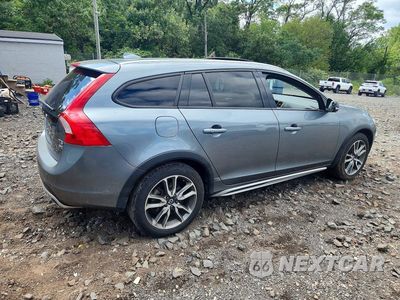 Trzecie zdjęcie samochodu z tyłu: 2018 VOLVO V60 CROSS COUNTRY PREMIER VIN:YV440MWK1J2055335 - miniatura