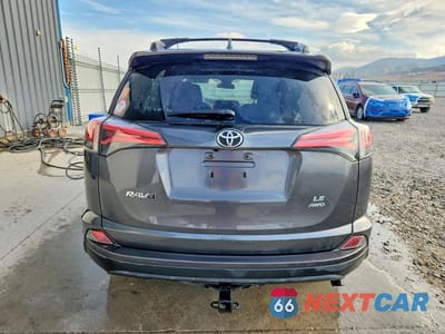 Zdjęcie 6 z 13 samochodu: 2018 TOYOTA RAV4 LE VIN:2T3BFREV5JW751866 - miniatura