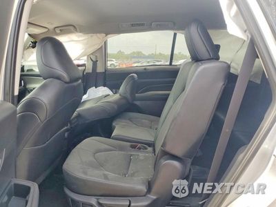 Zdjęcie 11 z 14 samochodu: 2026 TOYOTA GRAND HIGHLANDER XLE VIN:5TDAAAB58TS132408 - miniatura