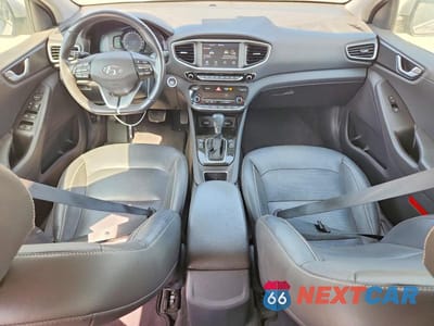 Zdjęcie 8 z 12 samochodu: 2019 HYUNDAI IONIQ LIMITED VIN:KMHC85LC6KU124614 - miniatura