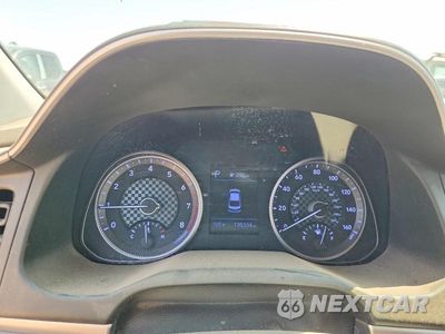 Zdjęcie 9 z 12 samochodu: 2020 HYUNDAI ELANTRA SEL VIN:5NPD84LF4LH541481 - miniatura