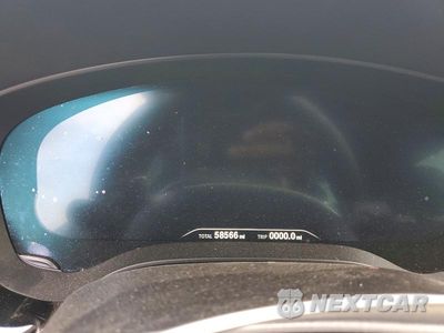 Zdjęcie 9 z 12 samochodu: 2019 BMW M550XI VIN:WBAJB9C57KB288632 - miniatura