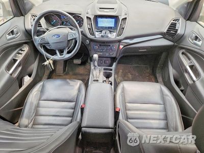 Zdjęcie 8 z 13 samochodu: 2017 FORD ESCAPE TITANIUM VIN:1FMCU9JD1HUB78118 - miniatura