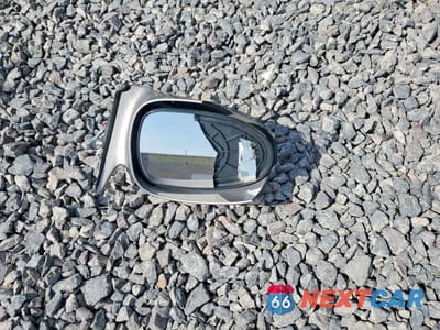 Zdjęcie 12 z 13 samochodu: 2001 NISSAN ALTIMA XE VIN:1N4DL01D61C142871 - miniatura