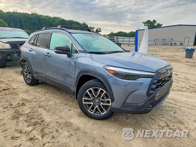 Czwarte zdjęcie samochodu z boku: 2026 TOYOTA COROLLA CROSS XLE VIN:7MUDAABG3TV164977 - miniatura