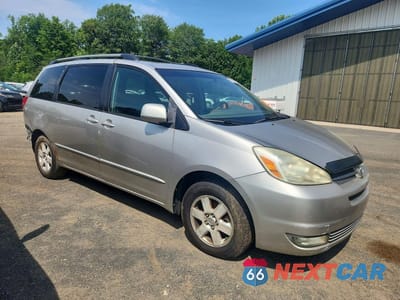 Czwarte zdjęcie samochodu z boku: 2004 TOYOTA SIENNA XLE 7 PASSENGER VIN:5TDZA22C64S093939 - miniatura