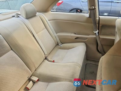 Zdjęcie 11 z 13 samochodu: 2004 HONDA CIVIC DX VP VIN:1HGEM22134L079021 - miniatura
