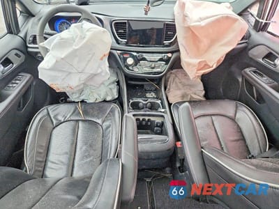Zdjęcie 8 z 13 samochodu: 2025 CHRYSLER PACIFICA LIMITED VIN:2C4RC1GG4SR523747 - miniatura