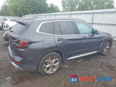 Trzecie zdjęcie samochodu z tyłu: 2022 BMW X3 XDRIVE30I VIN:WBX57DP09NN144013 - miniatura