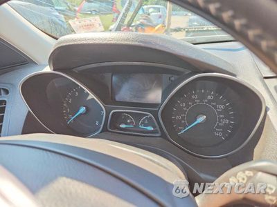 Zdjęcie 9 z 12 samochodu: 2019 FORD ESCAPE SE VIN:1FMCU9GD0KUB66895 - miniatura