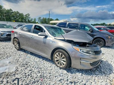 Czwarte zdjęcie samochodu z boku: 2017 KIA OPTIMA LX VIN:5XXGT4L35HG164485 - miniatura