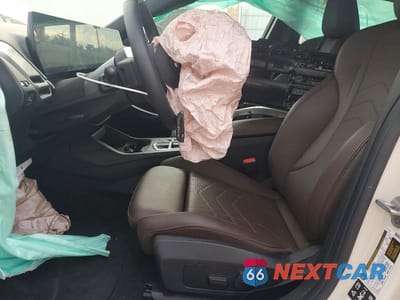 Zdjęcie 7 z 13 samochodu: 2025 BMW 228XI VIN:WBA23GG05S7S56169 - miniatura