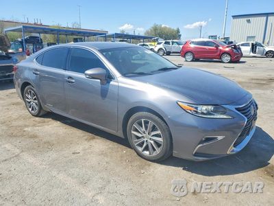 Czwarte zdjęcie samochodu z boku: 2016 LEXUS ES 300H VIN:JTHBW1GG7G2115708 - miniatura