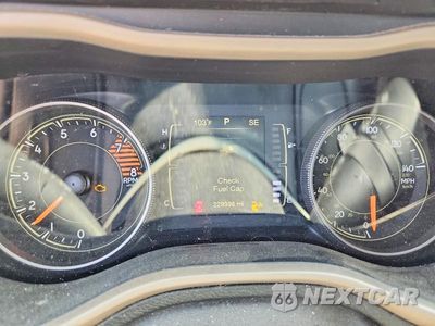 Zdjęcie 9 z 13 samochodu: 2016 JEEP CHEROKEE LATITUDE VIN:1C4PJMCS7GW359403 - miniatura