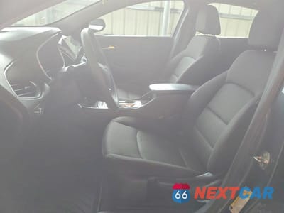 Zdjęcie 7 z 12 samochodu: 2019 CHEVROLET MALIBU LS VIN:1G1ZB5ST6KF221939 - miniatura