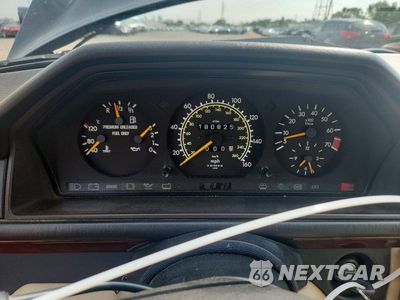 Zdjęcie 9 z 12 samochodu: 1995 MERCEDES-BENZ E 320 VIN:WDBEA66E1SC281332 - miniatura