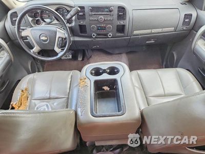 Zdjęcie 8 z 12 samochodu: 2008 CHEVROLET SILVERADO C2500 HEAVY DUTY VIN:1GCHC29K28E189730 - miniatura