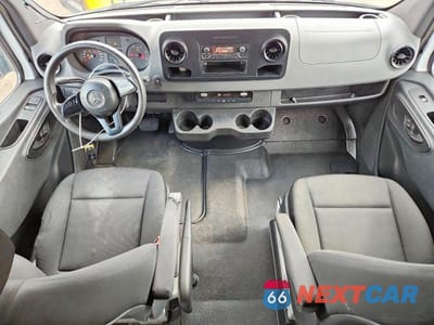 Zdjęcie 8 z 13 samochodu: 2019 MERCEDES-BENZ SPRINTER 2500/3500 VIN:WD3PF0CD2KP050625 - miniatura