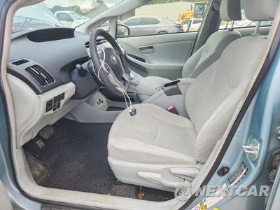 Zdjęcie 7 z 12 samochodu: 2013 TOYOTA PRIUS TWO VIN:JTDKN3DU7D5613346 - miniatura