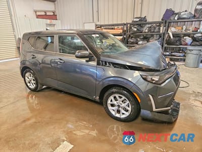 Czwarte zdjęcie samochodu z boku: 2025 KIA SOUL LX VIN:KNDJ23AU4S7262471 - miniatura