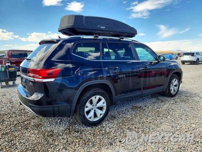 Trzecie zdjęcie samochodu z tyłu: 2018 VOLKSWAGEN ATLAS SE VIN:1V2KR2CA8JC550043 - miniatura