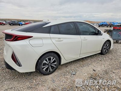Trzecie zdjęcie samochodu z tyłu: 2018 TOYOTA PRIUS PRIME ADVANCED VIN:JTDKARFP7J3090746 - miniatura