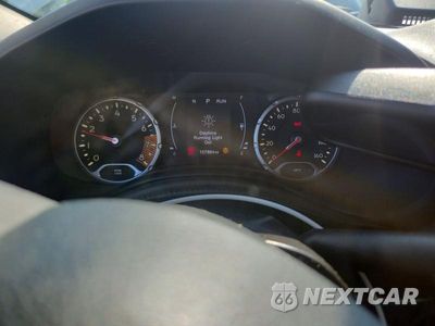 Zdjęcie 9 z 13 samochodu: 2020 JEEP RENEGADE LATITUDE VIN:ZACNJABB7LPL41706 - miniatura