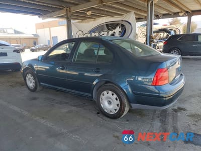 Drugie zdjęcie samochodu z przodu: 2001 VOLKSWAGEN JETTA GLS VIN:3VWSK69M21M183991 - miniatura