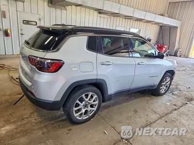 Trzecie zdjęcie samochodu z tyłu: 2025 JEEP COMPASS LIMITED VIN:3C4NJDCN4ST508477 - miniatura