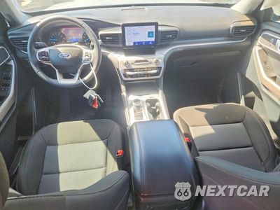 Zdjęcie 8 z 13 samochodu: 2023 FORD EXPLORER XLT VIN:1FMSK7DH5PGB89124 - miniatura