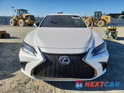 Piąte zdjęcie samochodu w środku: 2022 LEXUS ES 300H F SPORT VIN:58AGA1C17NU020837 - miniatura