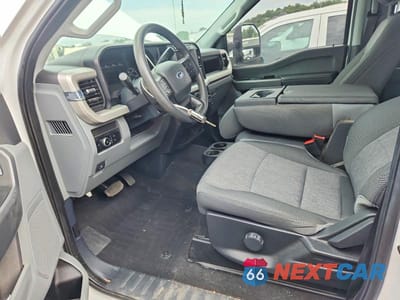 Zdjęcie 7 z 13 samochodu: 2024 FORD F350 SUPER DUTY VIN:1FT8W3BT3RED49390 - miniatura