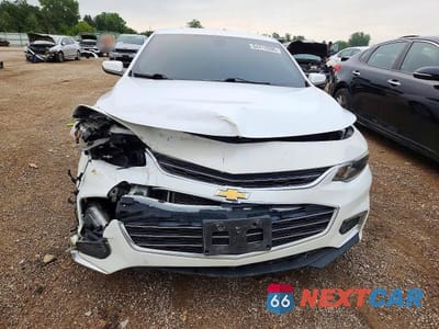 Piąte zdjęcie samochodu w środku: 2017 CHEVROLET MALIBU LT VIN:1G1ZE5ST1HF134143 - miniatura